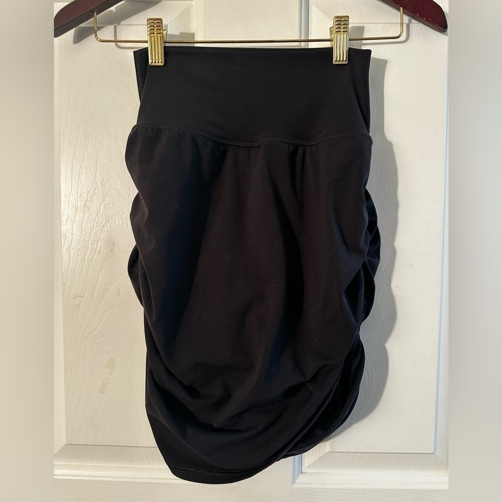 ATHLETA XS Blk Transcend Skort Athletic Skirt Ruching Modest Tennis Pickleball